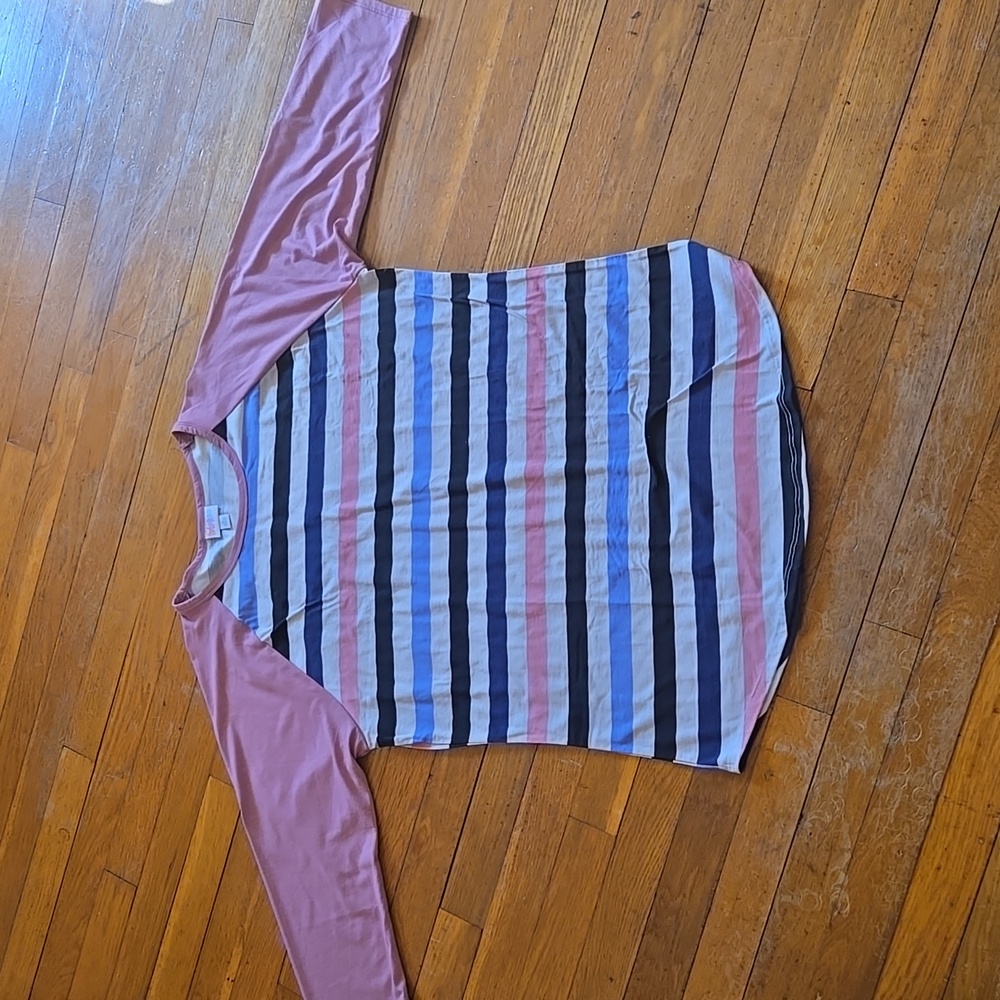 LuLaRoe Shirt